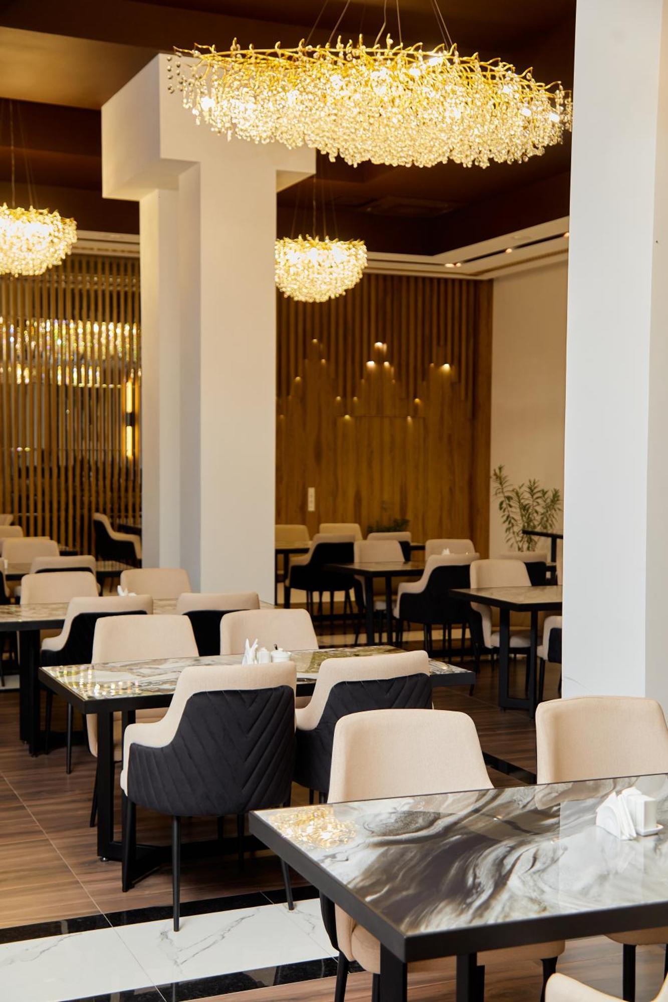 Grand Plaza Hotel Samarkand Luaran gambar